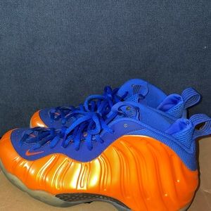 Knicks foamposite men’s size 10